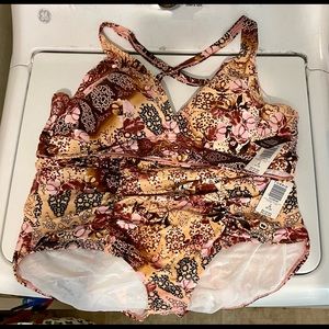 Torrid 2 Piece High Waisted Medallion Swim Suit